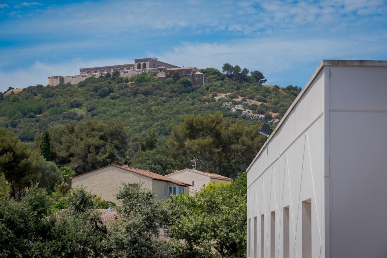 Kyriad Direct Toulon Ouest - La Seyne Sur Mer ภายนอก รูปภาพ