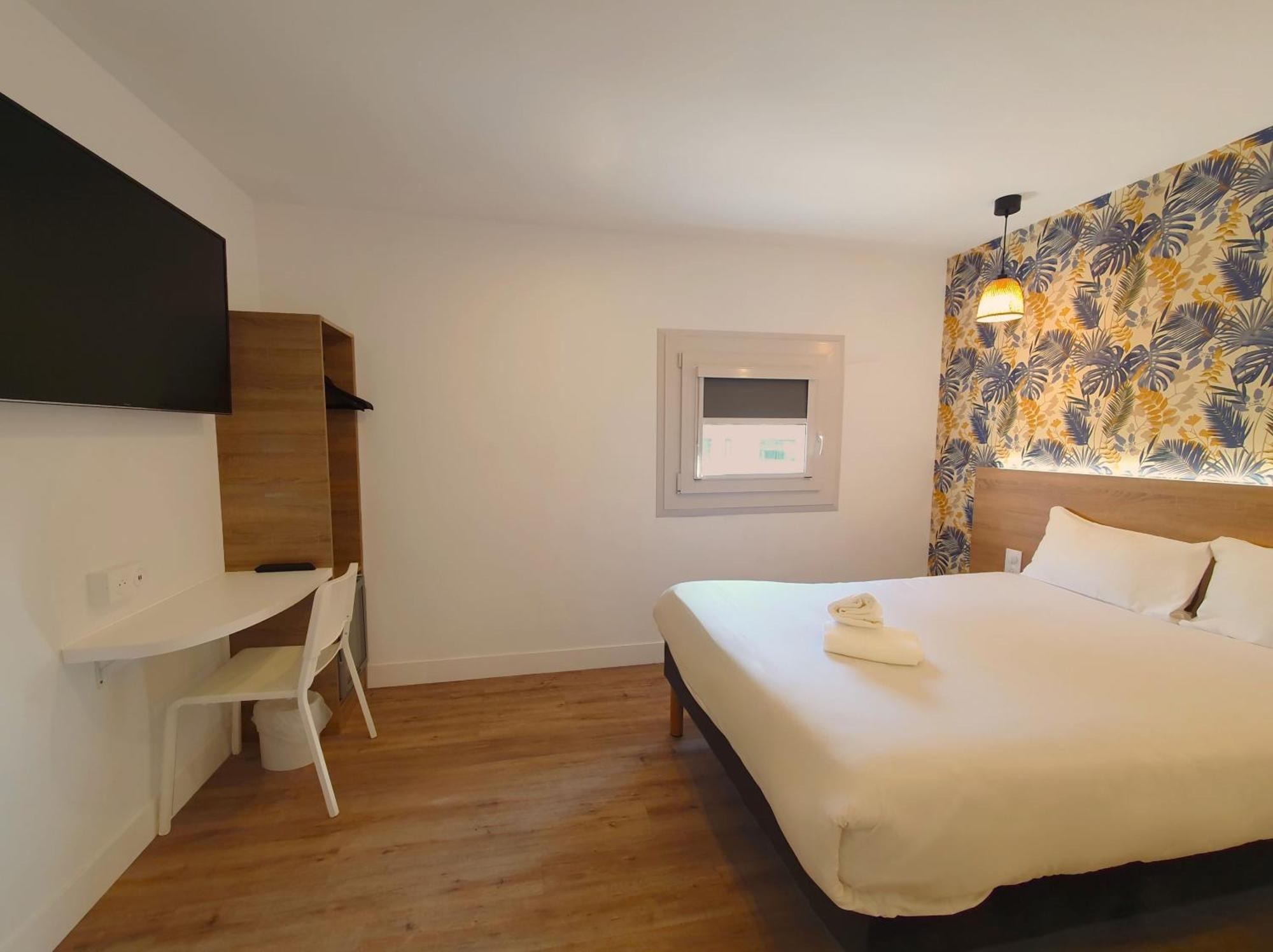 Kyriad Direct Toulon Ouest - La Seyne Sur Mer ภายนอก รูปภาพ